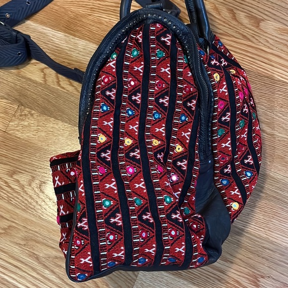 Free People Bijoux Mirrored Weekender Bag NWT - Picture 8 of 16